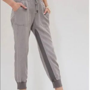 Anthropologie nomad joggers size xs